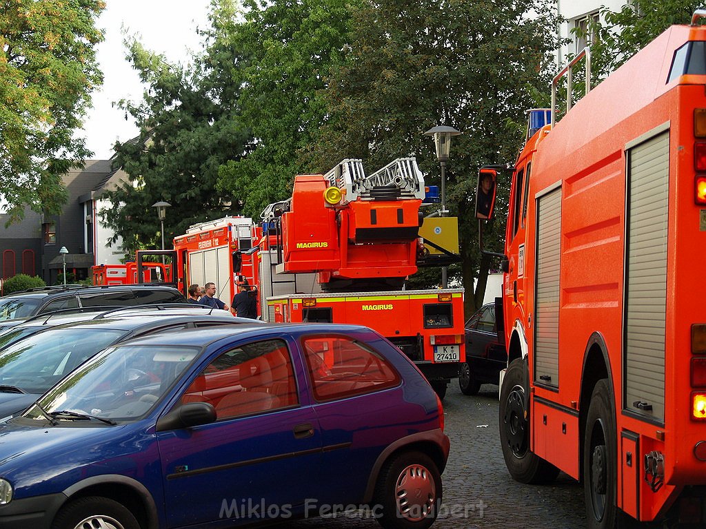 Brand Koeln Buchheim Mesmerstr P59.JPG